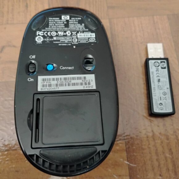 HP Wireless Mouse with USB 2.4Ghz Receiver 5188-6928 - Picture 2 of 4